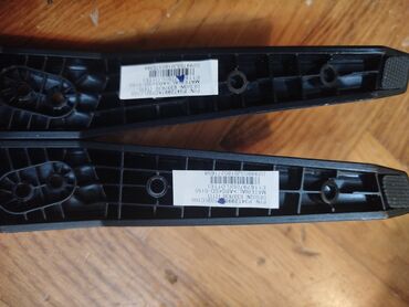 Aksesoari za TV i video: Postolje stopice stalak za Philips televizor.
Samo stopice — 8