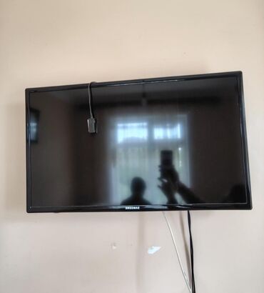 Televizorlar: Tv yeni kimidir internetli deil pultu yoxdur 150 azn
unvan.masazir