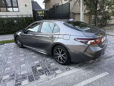 mark 90: Toyota Camry: 2021 г., Автомат, Гибрид, Седан — 2