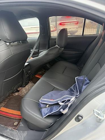 Toyota: Toyota Corolla: 2020 г., 1.8 л, Вариатор, Гибрид, Седан — 7