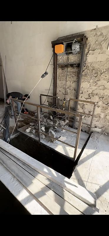 lövhə şəkilləri: Məhsul: Elektriklə işləyən mini yükgötürən/lift platforması — 4