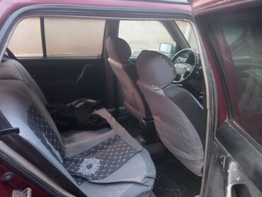 Volkswagen: Volkswagen Vento: 1992 г., 1.8 л, Механика, Бензин, Седан — 6