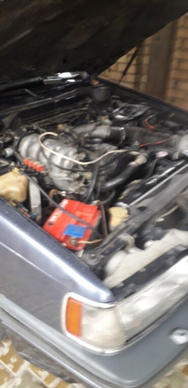 мазда седан: Mazda 929: 1989 г., 2.2 л, Механика, Газ, Седан