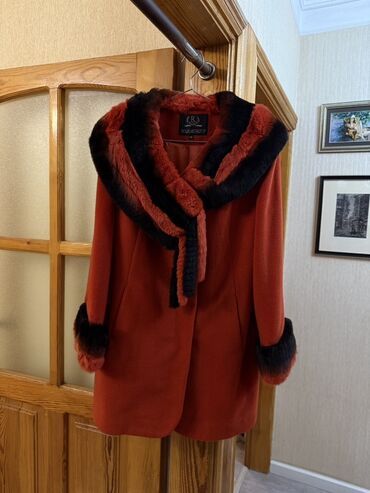 Tofas: Пальто, 2XL (EU 44), цвет - Красный