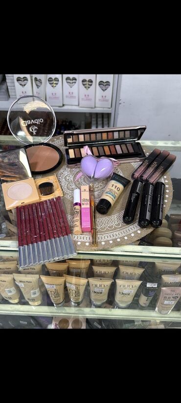 qaş boyası: Kosmetik dəst, Essence, >10 məhsul