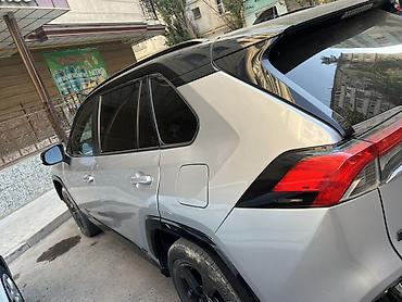 ls 470: Toyota RAV4: 2021 г., Гибрид, Кроссовер — 3