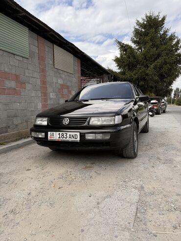 Volkswagen: Volkswagen Passat: 1994 г., 1.8 л, Механика, Газ, Седан