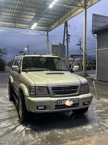 е34 автомобиль: Isuzu Bighorn: 1999 г., 3 л, Автомат, Дизель, Кроссовер