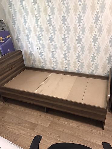 коавать: Односпальная кровать с бортами, под матрас 80×180 см. - Материал: ЛДСП — 2