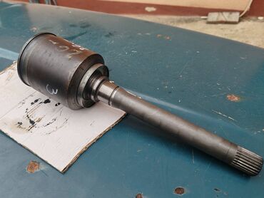 Auto delovi: Zglob homokineticki do diferencijala desni fi 26mm br.3. Polovno — 9