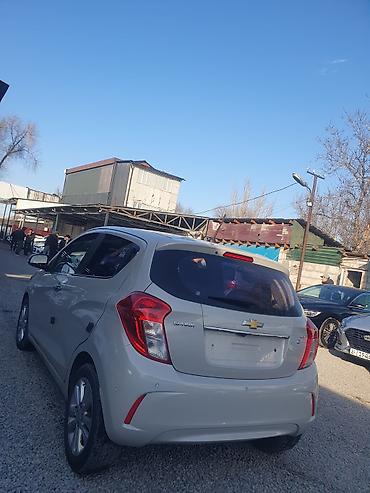 Chevrolet: Chevrolet Spark: 2017 г., 1 л, Автомат, Бензин, Хэтчбэк — 2