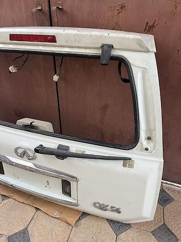 Крышки багажника и комплектующие: Крышка багажника Infiniti, 2010 г., Б/у, Оригинал — 4