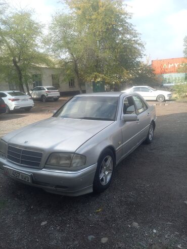 дверная обшивка гольф 3: Mercedes-Benz C-Class: 1995 г., 3.2 л, Механика, Газ