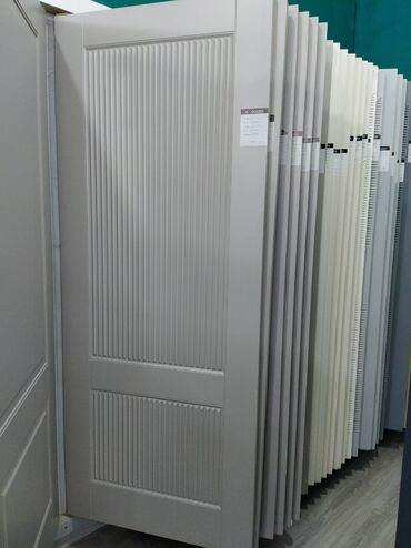 col divar boyalari: İç məkan qapısı – dekorativ frezli panel dizaynı - Material: ağac