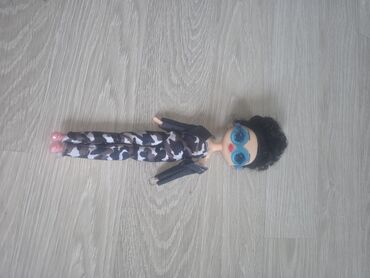 Oyuncaqlar: LOL Surprise temalı böyük oyun dəsti hamısı 25azn Tərkib: - Fərqli — 7