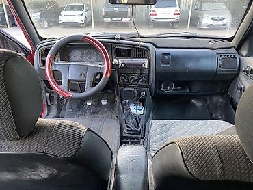 8: Volkswagen Passat Variant: 1991 г., 1.8 л, Механика, Бензин, Универсал — 4