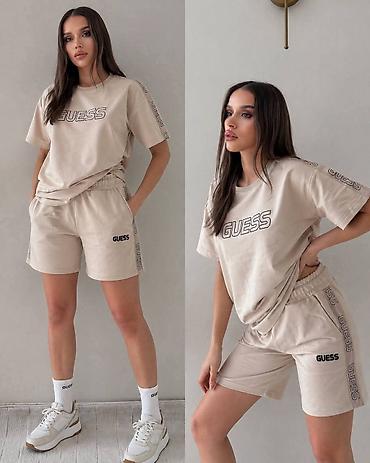 prsten dukat: Komplet
Cena 4500
Vel.
s, m, l, xl
P39 — 1