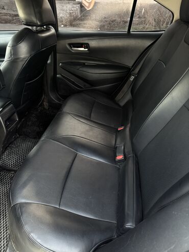 Toyota: Toyota Corolla: 2019 г., 1.2 л, Вариатор, Бензин, Седан — 6