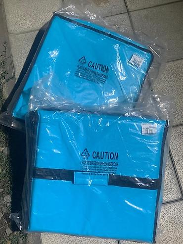 İzolyasiyalı çatdırılma çantası – mavi rəng - Material: qalın