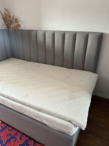 диван и кровать: Полуторная Кровать, Новый