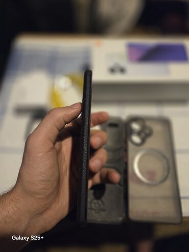 Xiaomi: Xiaomi 13 Ultra, 256 GB, rəng - Qara, 
 Barmaq izi, İki sim kartlı, Sənədlərlə — 5