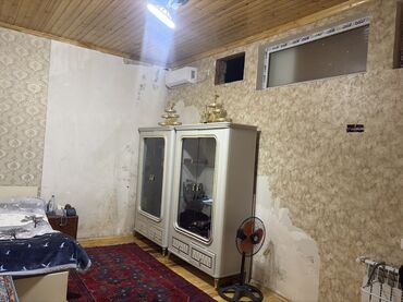 Həyət evləri və villaların satışı: Ev Maştağa Qəsəbəsi düz yolun kənarında yerləşir. Kiçik həyəti var o — 7