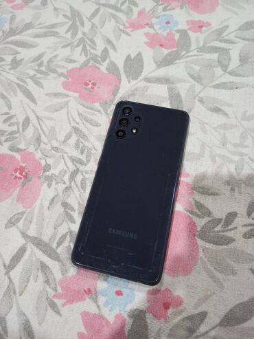 обмен на se: Samsung Galaxy A32, Б/у, 64 ГБ, цвет - Черный, 1 SIM