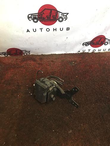 Блок ABS с гидромодулем и кронштейном. Описание: - Узел