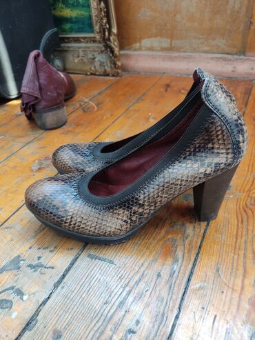 Туфли: Обувь из Европы, остались остатки размер 36-37 успейте приобрести по — 23