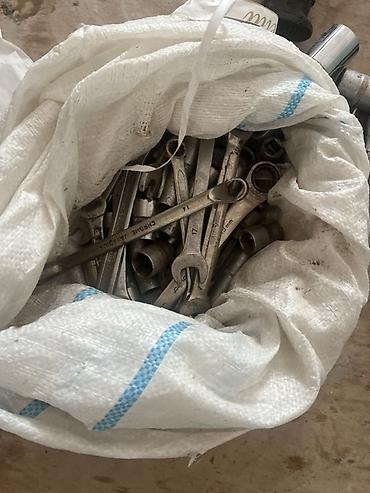 kisi sekilleri: Avtomobil təmiri üçün peşəkar universal alətlər dəsti Tərkib: - Hava — 2