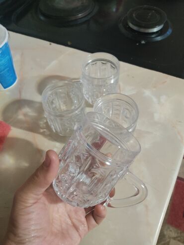 посуда для воды: Кружки по 200с новый. в наличие 5шт