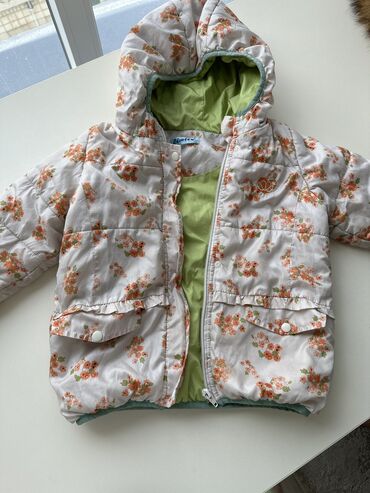 спортивные костюмы для тренировки: Продается детская курточка на 2-4 годика в отличном состоянии,на весну