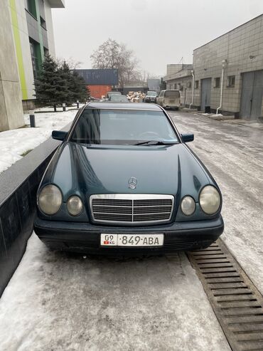 бак 210: Mercedes-Benz E-Class: 1997 г., 2.3 л, Механика, Бензин, Седан