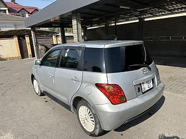 пона: Toyota Ist: 2003 г., 1.5 л, Автомат, Бензин, Хэтчбэк — 4