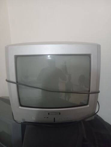 ucuz televizor qiymetleri: İşlənmiş Televizor Beko 48" 4K (3840x2160), Ödənişli çatdırılma