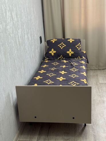 шкаф кровать трансформер бишкек: Продаю б/у кровать. Цена: 3000. Писать на вотсап !
