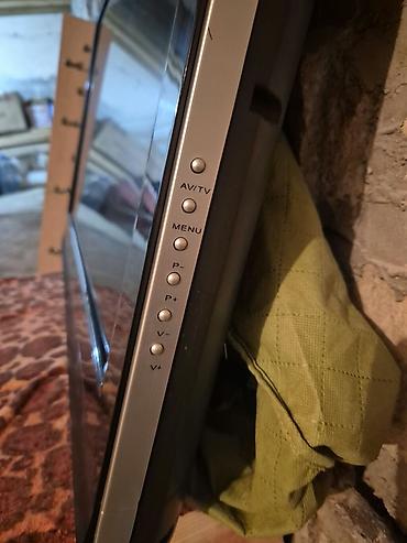 tv box satisi: LCD televiziya Xüsusiyyətlər: - Diaqonal: təxminən 32" - Ekran: LCD — 2