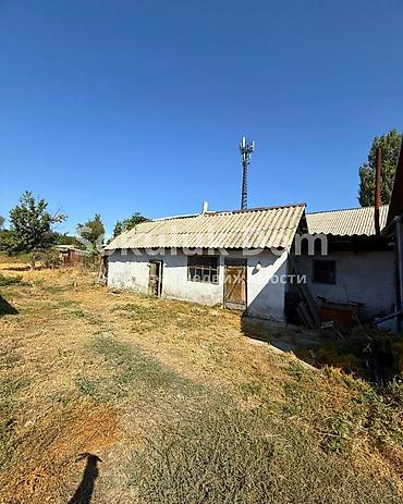 Продажа коттеджей и домов: 🏠Продается дом с магазином с. Сокулук 🟡Комнаты: 4 🟡Участок: 14,5 соток — 8