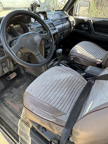 turbo az ranc rover: Mitsubishi Pajero: 2.5 l | 1991 il 300000 km — 6