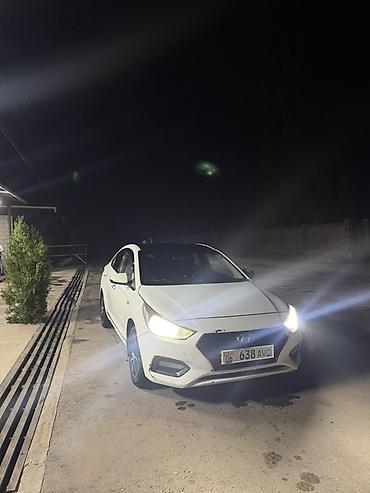 кибер трак: Hyundai Solaris: 2018 г., 1.4 л, Автомат, Бензин, Седан — 4