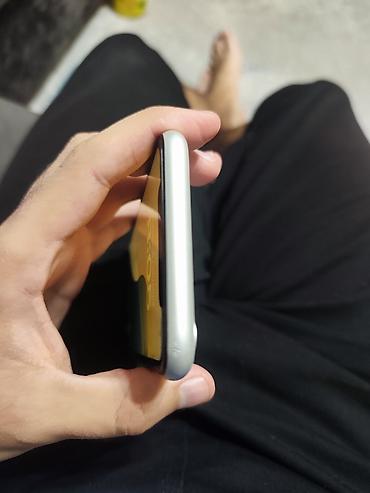 iphone xr: Продаю XR 64 79% Читайте внимательно Пожалуйста,есть скрытый — 5