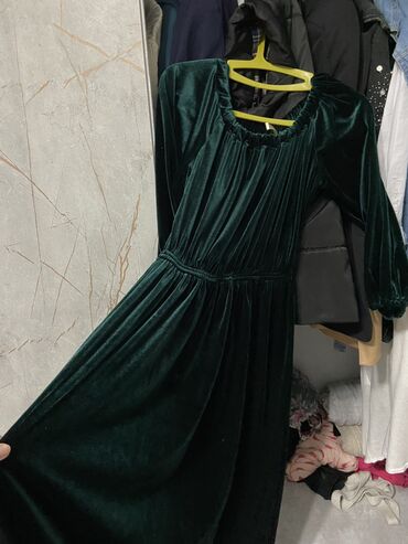 платье 50 52 размер: Вечернее платье, Классическое, Длинная модель, Без рукавов