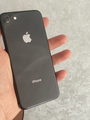 Apple iPhone: IPhone 8, Б/у, 64 ГБ, Черный, Защитное стекло, Чехол, 100 %