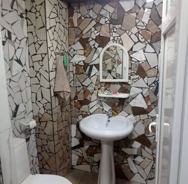 Köhnə tikili: Telebeler ucun verilir Komunal daxil Naxcivan Türk liseyinin yani -da lalafo.az — 5 Köhnə tikili: Telebeler ucun verilir Komunal daxil Naxcivan Türk liseyinin yani — 5