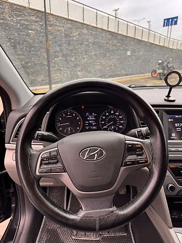 Avtomobil salonu üçün digər detallar: Hyundai Elantra salonu və daxili avadanlıqları - Avtomatik sürətlər — 11