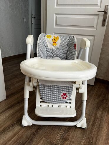Yemək masaları, oturacaqları: Uşaq yemək stulu - Rəng: ağ və boz, xallı parça örtük - Yumşaq lalafo.az -da Yemək masaları, oturacaqları: Uşaq yemək stulu - Rəng: ağ və boz, xallı parça örtük - Yumşaq