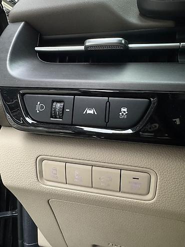 Kia: Kia Carnival: 2020 г., Минивэн — 43
