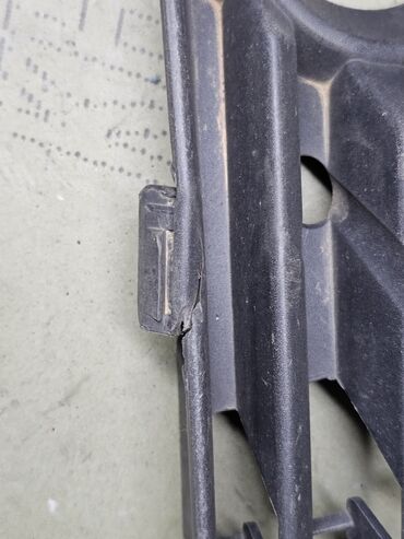 Решетки радиатора: Решетка радиатора Opel 2005 г., Б/у, Оригинал — 8