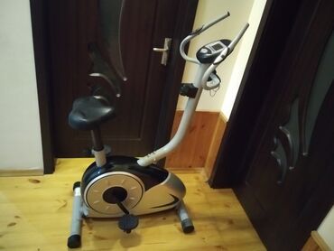 трехколесный велосипед для взрослых в баку: Saat məsafə sürət calori ürək döyüntüləri göstərir hər şeyi işləyir