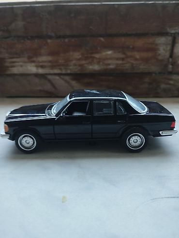 İncəsənət və kolleksiyalar: Kolleksiya üçün metal model avtomobil - Miqyas: təxmini 1:43 - — 2